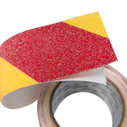 50mm x 5mポリ塩化ビニールは赤い黄色の階段安全のための反スリップ テープを曇らした