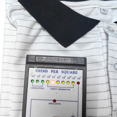7MM ストライプ 白いシルク ニット ESD 抗静的ポロTシャツ 99% ポリエステル 1% 導電性