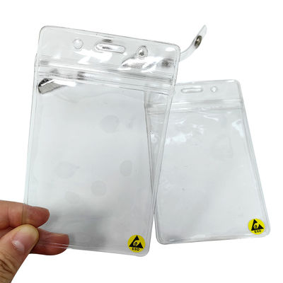 透明 防水 ESD 静止性のないプラスチックIDカードホルダー カードバッジケースホルダー クリップ