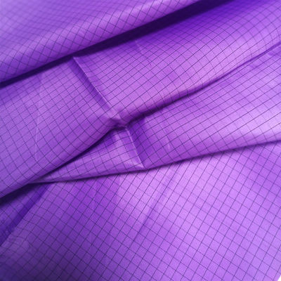 クリーンルームの衣服のための98%ポリエステル2%カーボン繊維ESD 5MMの格子生地